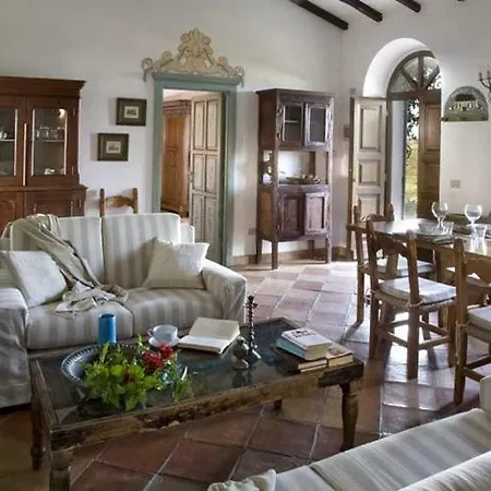 Sleeps 6 Pool Air Con Wifi Palau